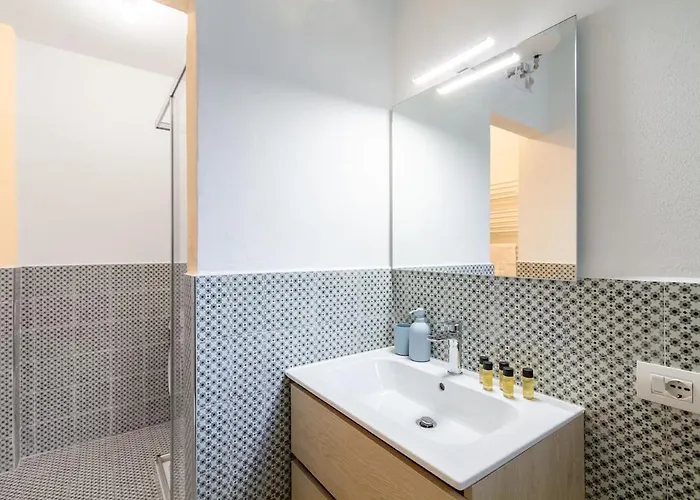 70 Mq Station 100 Mt Appartement *